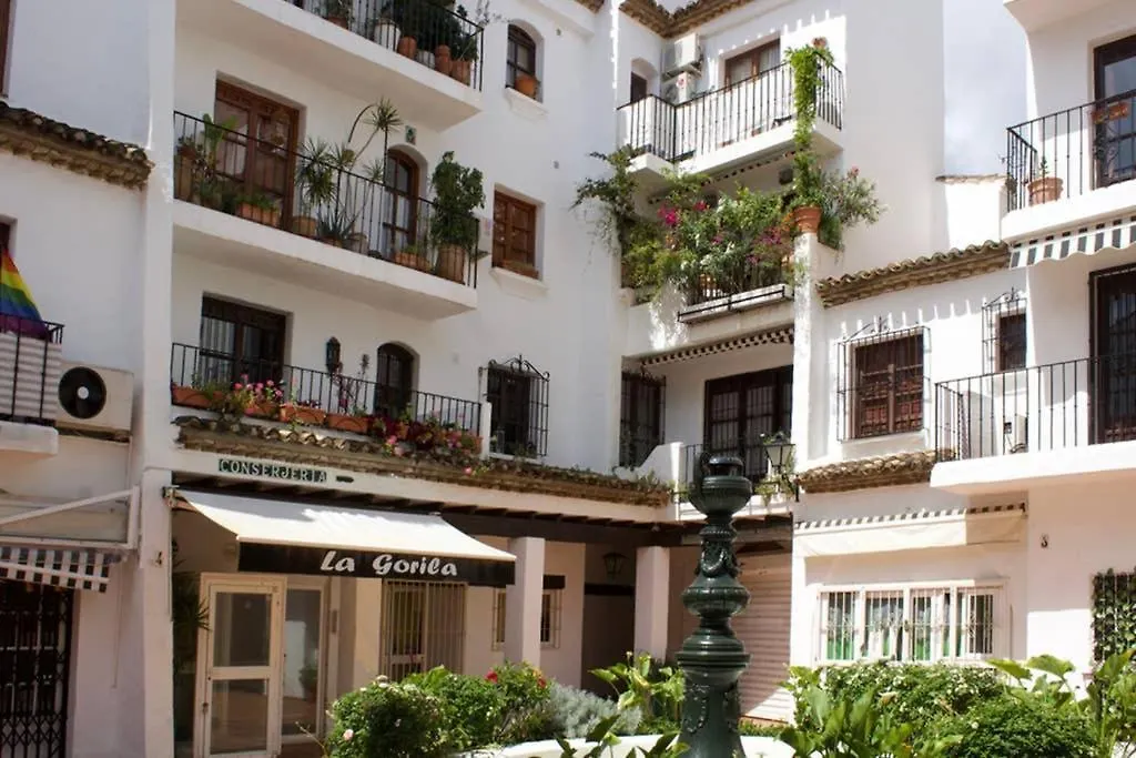 Pueblo Blanco Casa Del Loro location